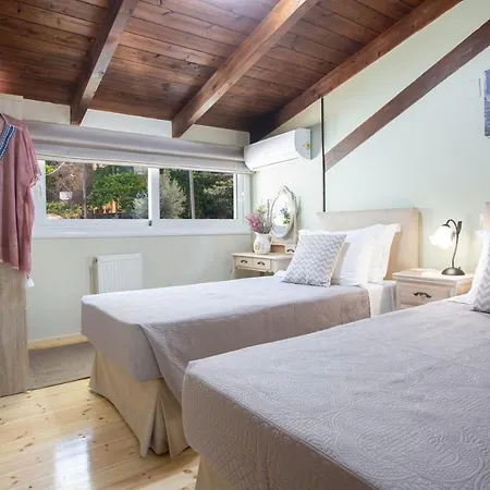 Dimitras Semesterbostad *